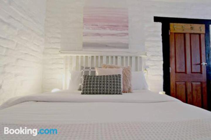 Eganstown VIC Accommodation Burleigh