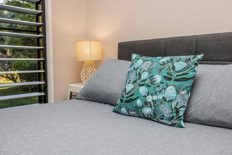 Agnes Water Stays - Accommodation Burleigh 3