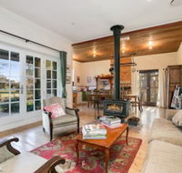 Taradale House Estate - Accommodation Burleigh