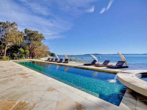 Amarna Luxury Beach Resort - Accommodation Burleigh 4