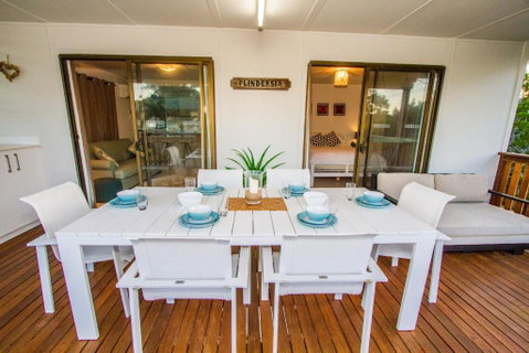 A Lure - Accommodation Burleigh 2