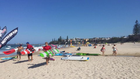 Alex Headland Beachfront - Accommodation Burleigh 2