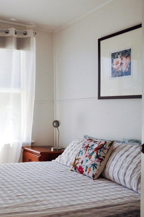 FALMOUTH Seadrift Cottage - Accommodation Burleigh 3