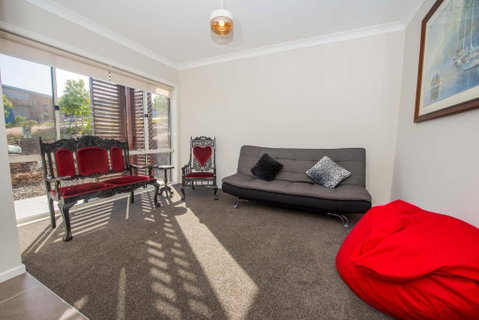 Sea Breeze - Accommodation Burleigh 2