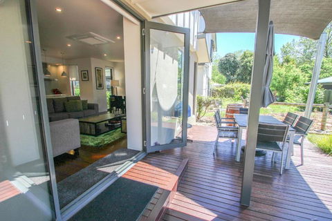 Alegria - Accommodation Burleigh 4