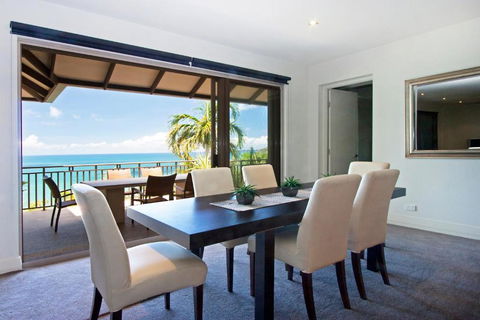 U 12 Santai - Accommodation Burleigh 3