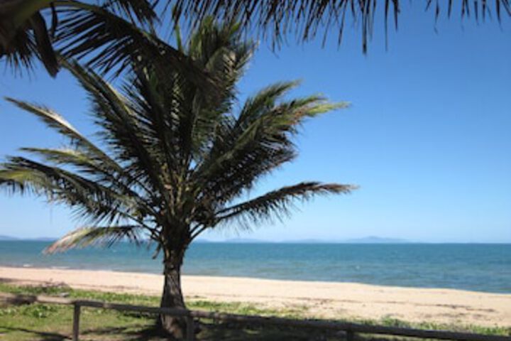 Forrest Beach QLD Accommodation Burleigh