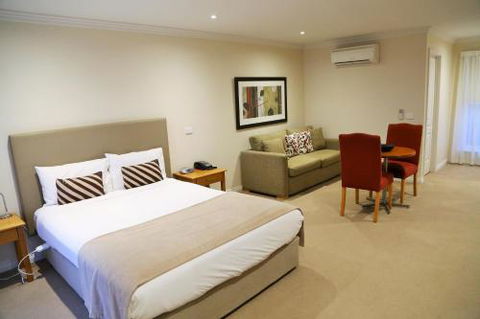 Allansford Hotel Motel - Accommodation Burleigh 3