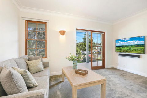 Bellevue Accommodation - Accommodation Burleigh 5