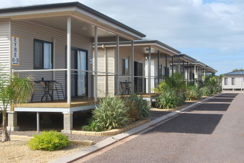 Sundowner Cabin And Tourist Park - Accommodation Burleigh 0