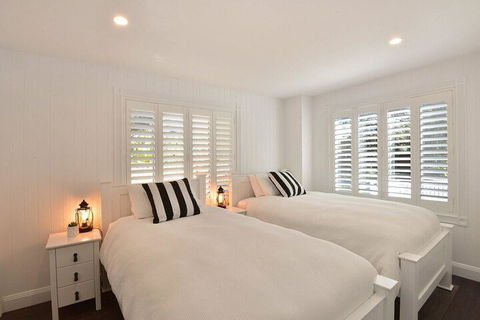 Margarets Hamptons Cottage - Accommodation Burleigh 7