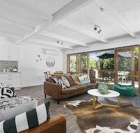 Beach Break on Hardy - Accommodation Burleigh
