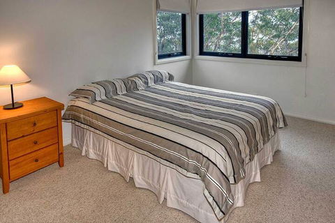 Delmonte - Accommodation Burleigh 1