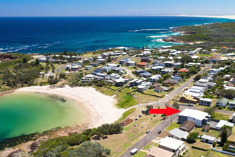 On The Beach Getaway - Accommodation Burleigh 1