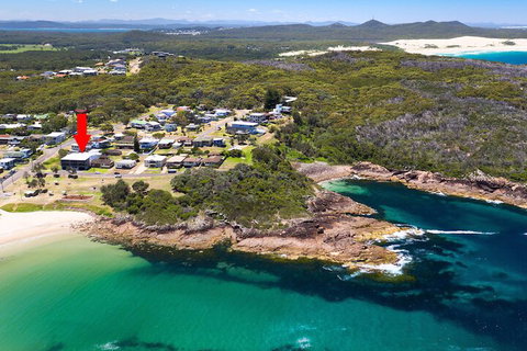 On The Beach Getaway - Accommodation Burleigh 2