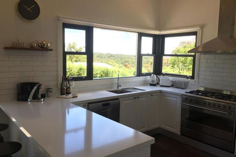 Alchemy House - Accommodation Burleigh 2