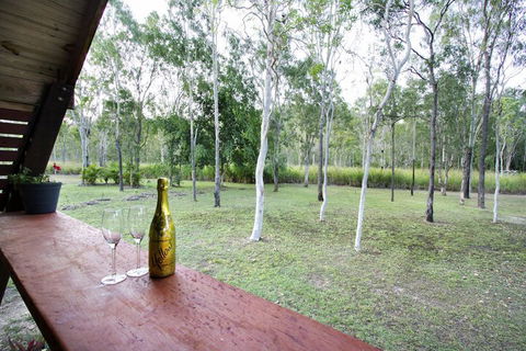 Airlie Beach Eco Cabins - Accommodation Burleigh 7
