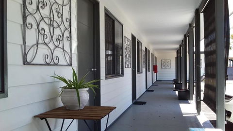 Verandah Motel - Accommodation Burleigh 2