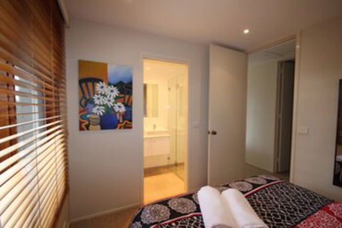 After Golf - Accommodation Burleigh 3