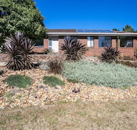 Fairhills - beautifully styled - Accommodation Burleigh