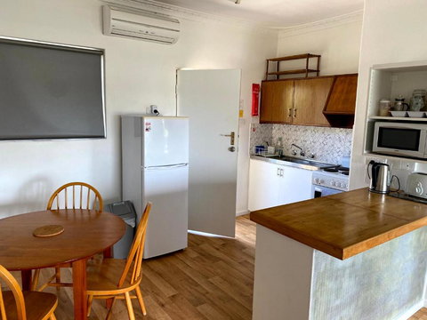 Waldeck Heights - Accommodation Burleigh 5