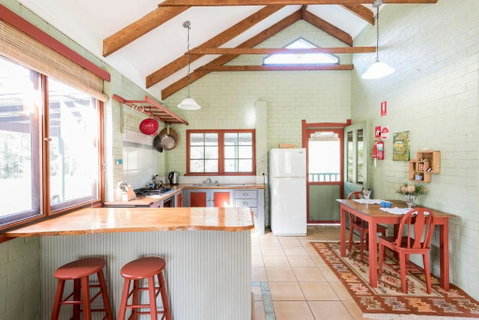 Narrawallee Creek Studio - Accommodation Burleigh 2