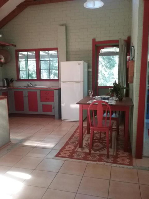 Narrawallee Creek Studio - Accommodation Burleigh 4