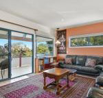 Black Dolphin Beach Penthouse - Accommodation Burleigh
