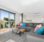 Coral Reef - Accommodation Burleigh