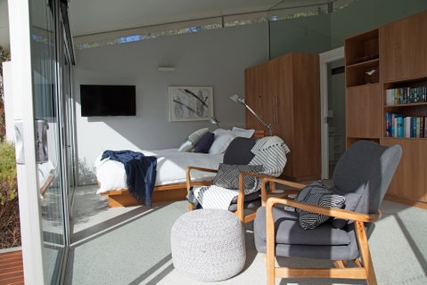 Eaglehawk Pavilions - Accommodation Burleigh 3