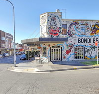 Private 4 Bedroom Beach House in Bondi - Accommodation Burleigh