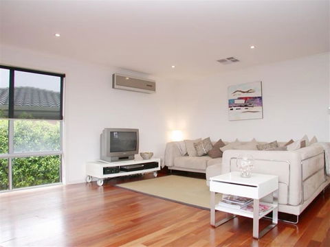 Do Drop Inn - Accommodation Burleigh 2