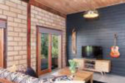 Falls River Luxury Accommodation - Accommodation Burleigh 0