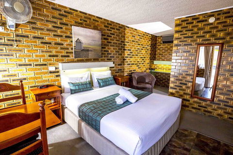 Apple & Grape Motel - Accommodation Burleigh 4