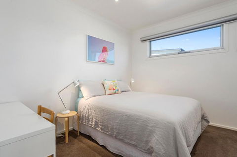 Anchorage - Accommodation Burleigh 3