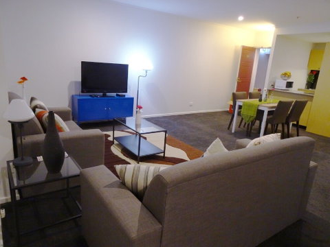 Corporate Stayz At Exhibition - Accommodation Burleigh 6