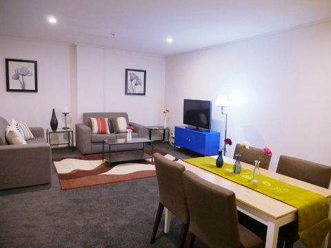 Corporate Stayz At Exhibition - Accommodation Burleigh 5