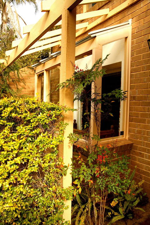 Adelaide Heritage Cottages & Apartments - Accommodation Burleigh 2