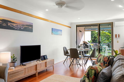 Montipora On The Waterfront - Accommodation Burleigh 5