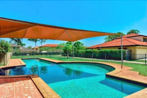 Grange Villas - Accommodation Burleigh 1