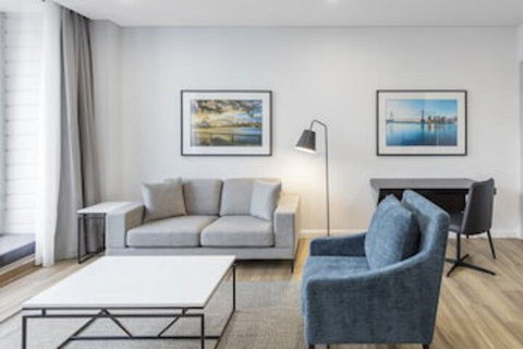 Meriton Suites Coward Street, Mascot - Accommodation Burleigh 0