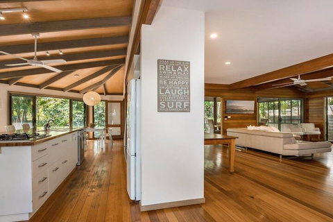 Kintamaya On The Beach - Accommodation Burleigh 3