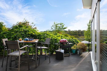 Gables Bend Spa Villa - Accommodation Burleigh 6