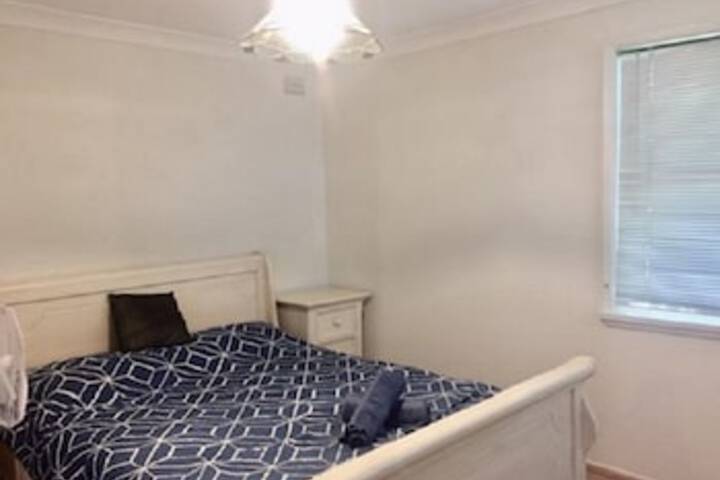 Old Toongabbie NSW Accommodation Burleigh