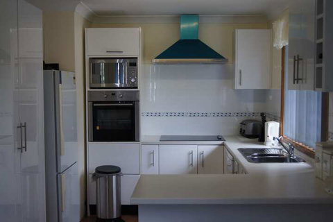 Rennies Beach House - Accommodation Burleigh 6