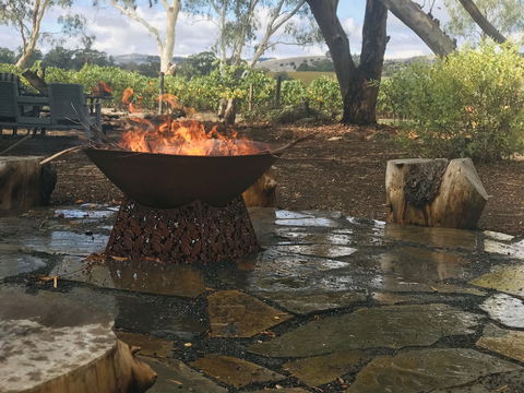 Azalea Cedar-Rose Villa - Accommodation Burleigh 0