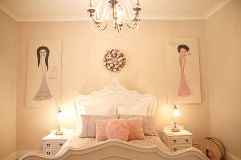 Azalea Cedar-Rose Villa - Accommodation Burleigh 1