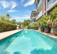 Peponi 4 - Beachfront Apartment - Accommodation Burleigh