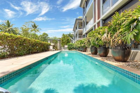 Peponi 4 - Beachfront Apartment - Accommodation Burleigh 0