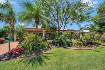 Red Gardens - Accommodation Burleigh 4